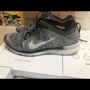 Nike free flyknit